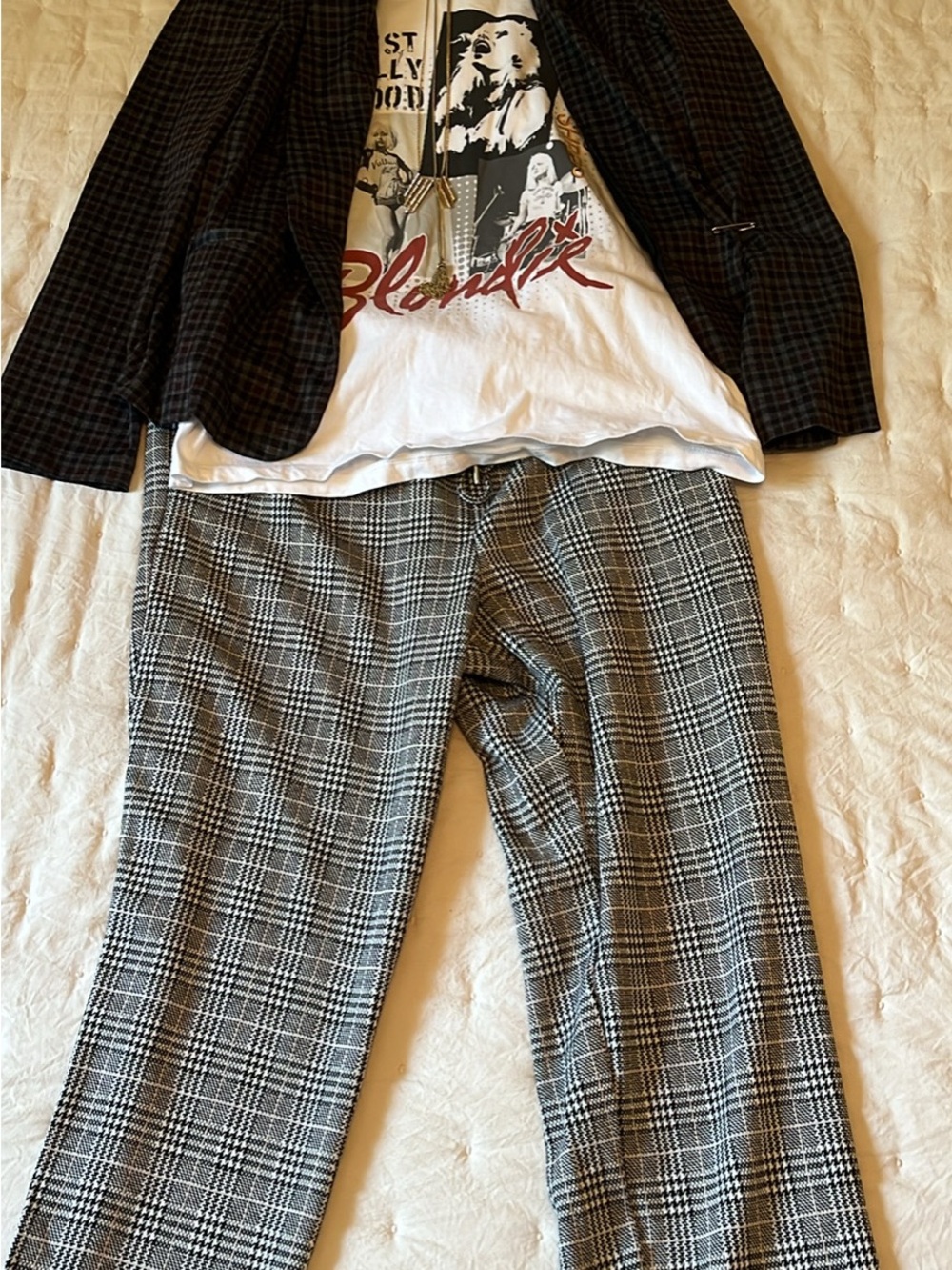 Cutesy Punk Business Casual Attire/Outfit Set